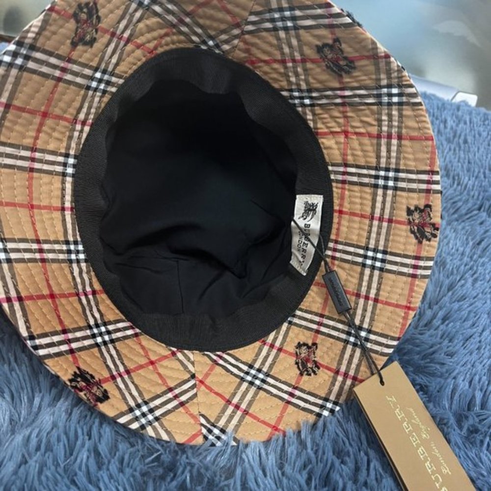 Burberry Hat - Picture 2 of 3